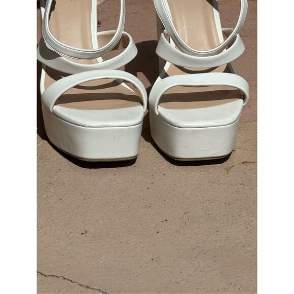 Y.not? Icing Platform Dress Sandals Size 8M - Picture 2 of 8